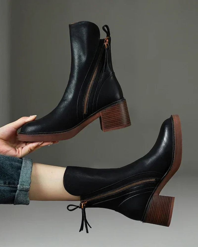 Bo | Classic Black Leather Ankle Boot with Elegant Heel