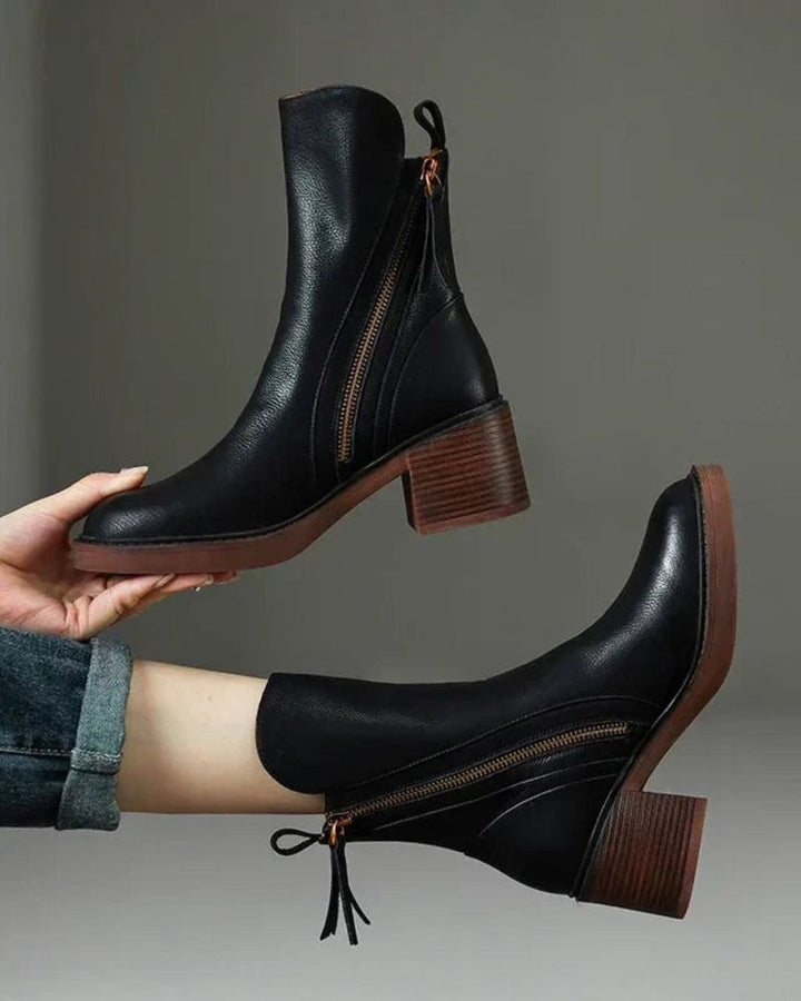 Bo | Classic Black Leather Ankle Boot with Elegant Heel